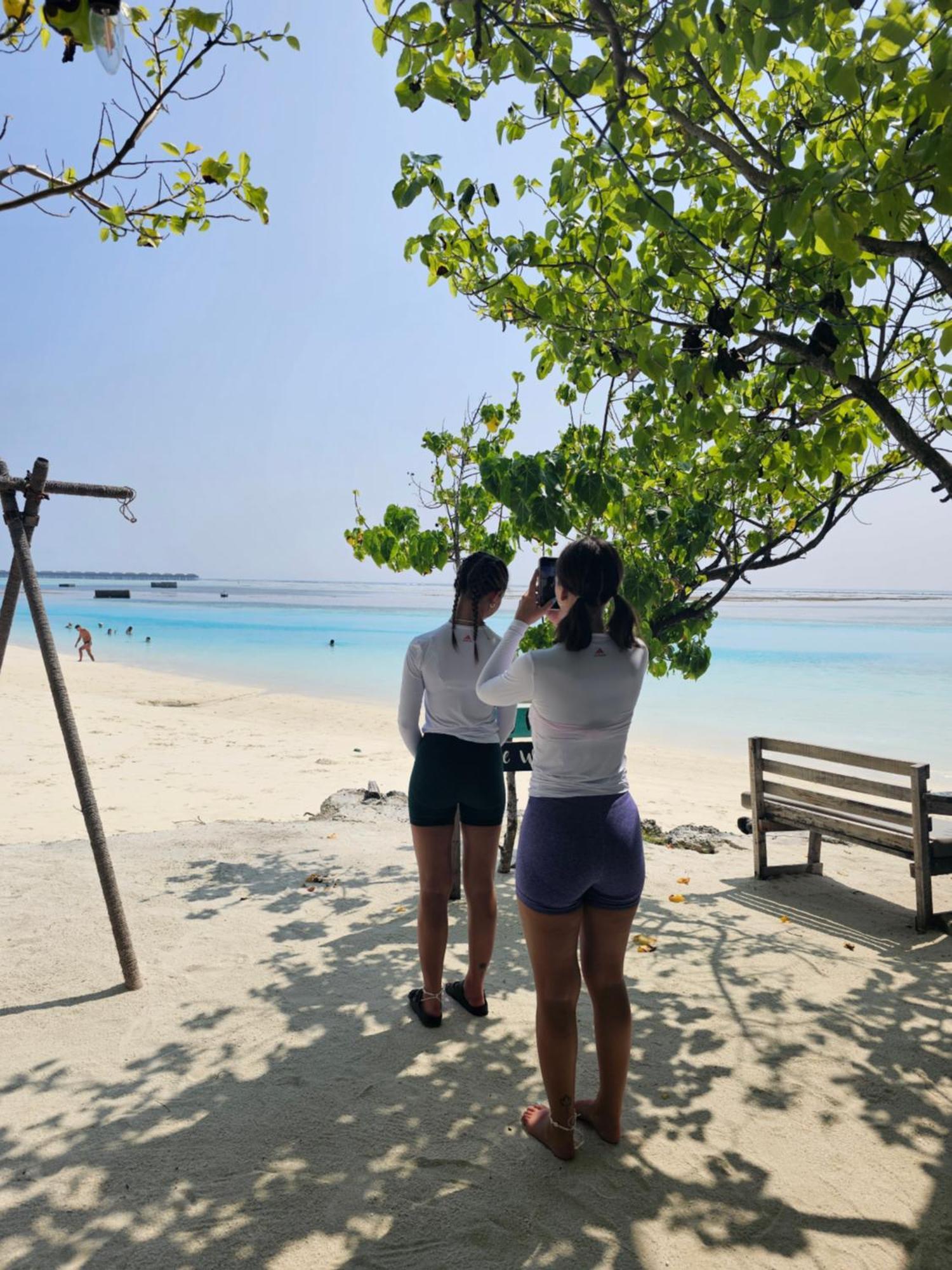 Nirili Villa Dhiffushi Ngoại thất bức ảnh