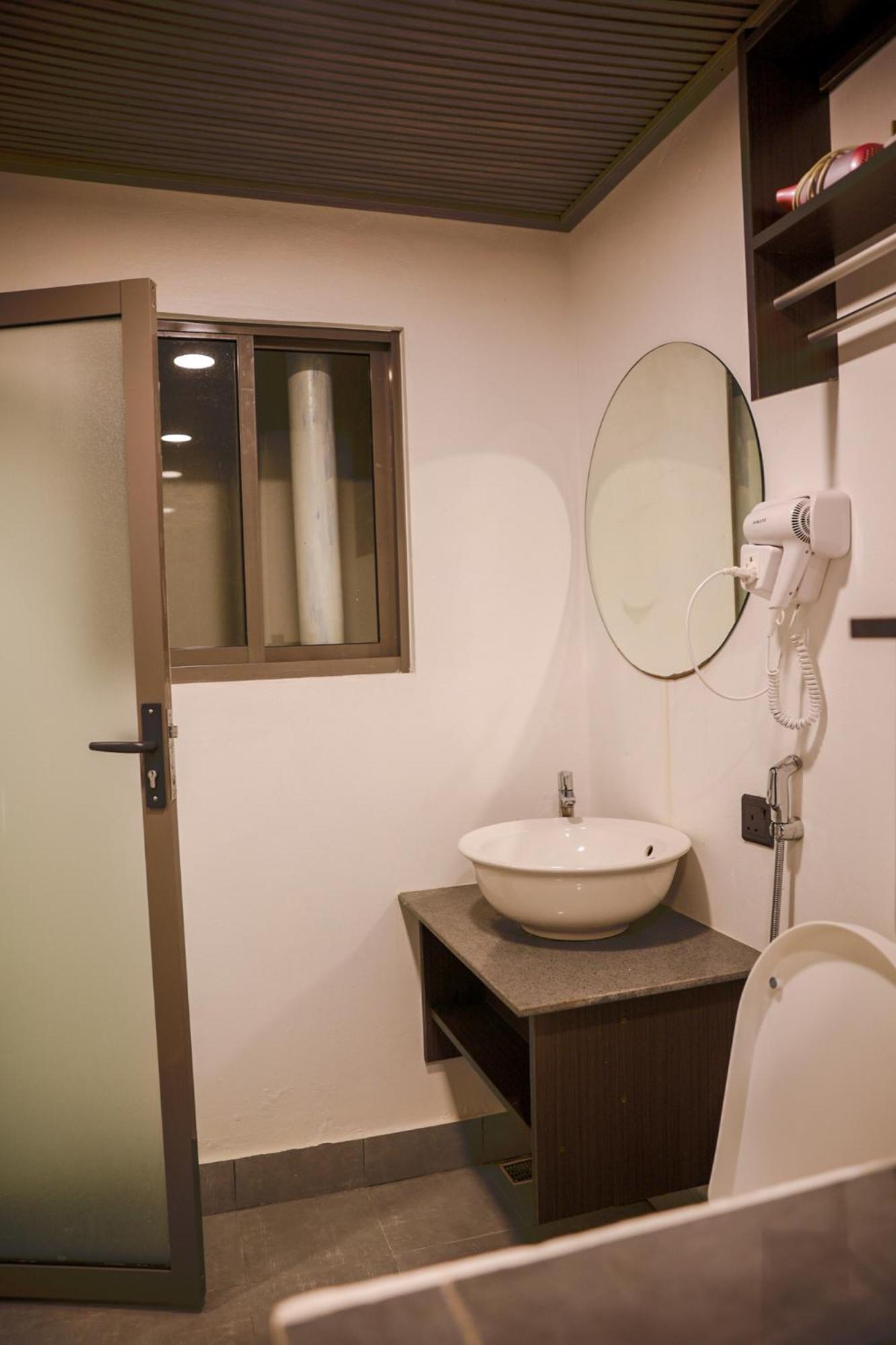 Nirili Villa Dhiffushi Ngoại thất bức ảnh